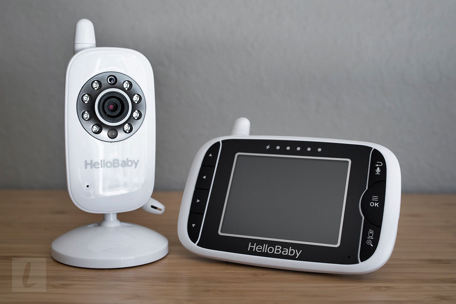 HelloBaby HB32 Vigilabebés Monitor Inalámbrico de Vídeo con Cámara Digital,  Vigilancia de la Temperatura de Visión Nocturnay 2 Way Talkback System  (HB32), 720p, Sólo movimiento : : Bebé