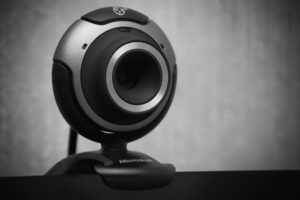 ¿Es legal poner una cámara de vigilancia en casa?